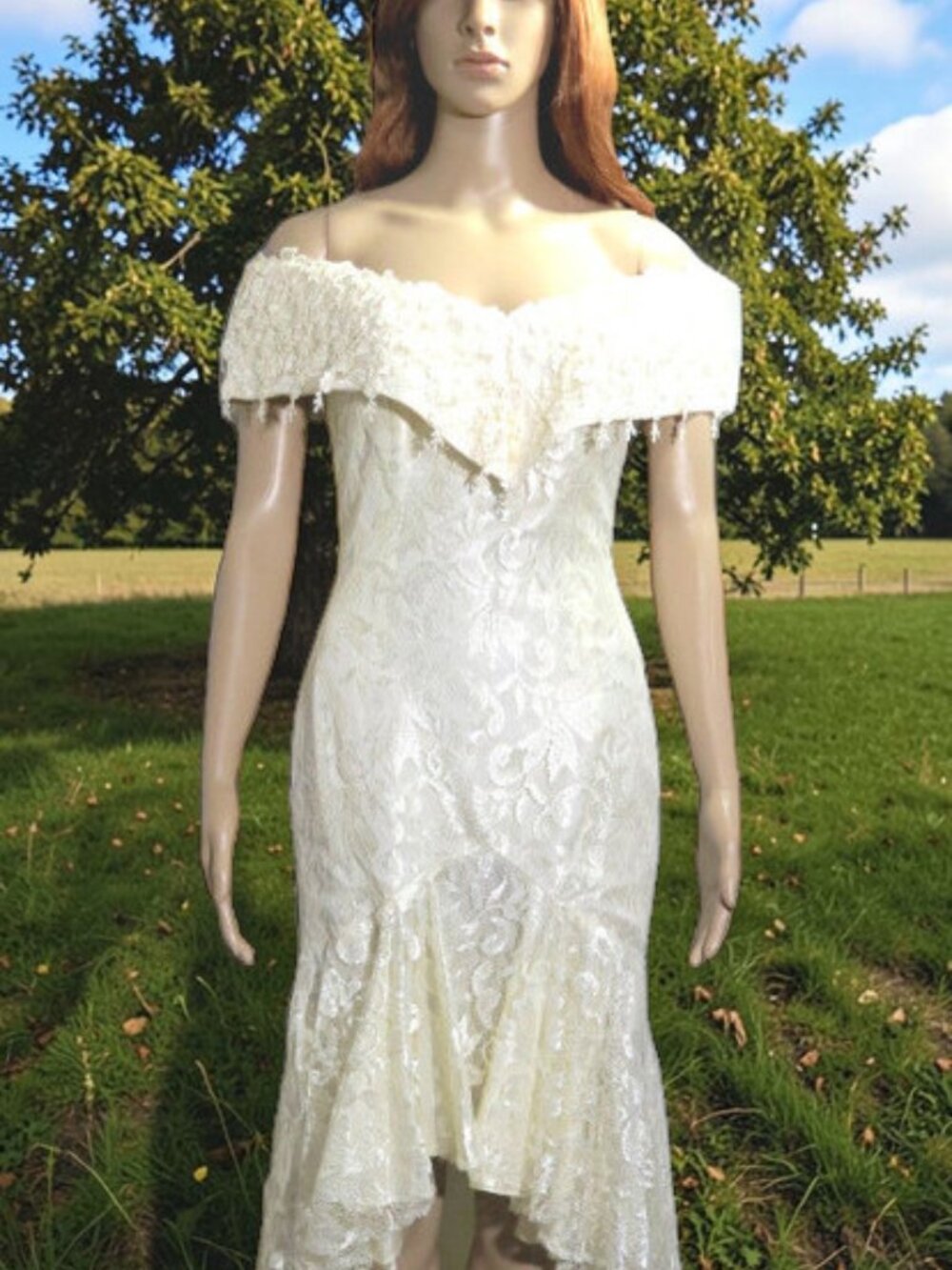 Creamy White Lace Bridal Wedding Dress